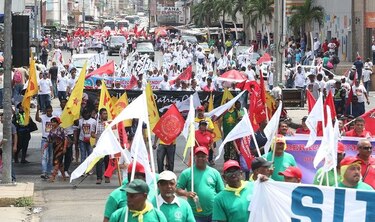 Organizaciones de trabajadores admiten divisiones