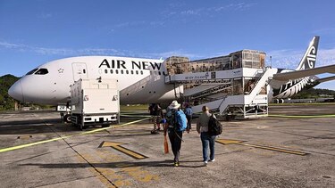 Por qué los ciudadanos de Nueva Zelanda están abandonando su país en números récord