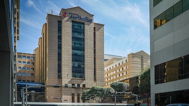 Hospital de Texas es demandado por personal que no se quiere vacunar