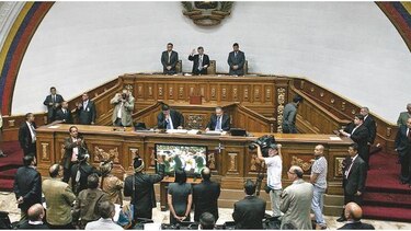 Venezuela: Corte Suprema declara nulas todas las leyes que apruebe la Asamblea si no desincorpora a tres diputados opositores