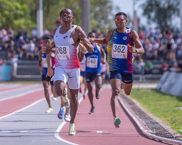 Chambers leyó muy bien la carrera y se quedó con el oro