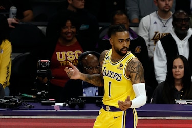 D’Angelo Russell renueva con los Lakers y Brook López seguirá en los Bucks