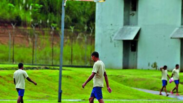 Nuevo patrón para trabajar con jóvenes en riesgo social