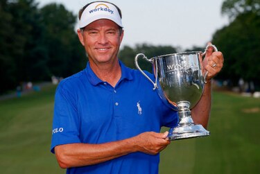Davis Love III hizo gala de su experiencia para llevarse la victoria