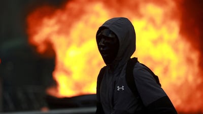 ‘No hay lugar para la violencia’: edificios en llamas, saqueos y más de 1,200 detenidos en multitudinarias protestas en Francia