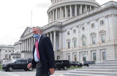 Senador estadounidense es investigado por el FBI por uso de información privilegiada sobre la Covid-19