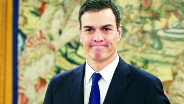 Socialistas del PSOE son presionados por Podemos