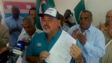 Exalcalde de Colón Dámaso García se postula en CD como precandidato a diputado