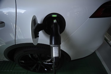 Panamá recibirá fondos de la CAF para impulsar movilidad eléctrica