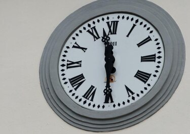Los relojes se atrasarán una hora este domingo