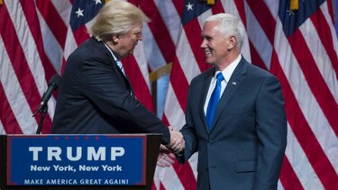 Trump nombra formalmente a Mike Pence como compañero de fórmula