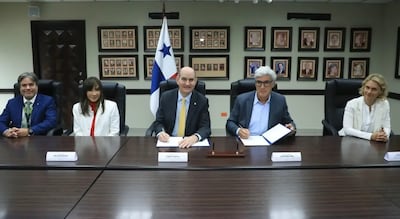 Panamá firma préstamo con el Banco Mundial por $60 millones para modernizar y digitalizar el registro de tierras