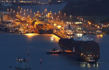 Canal de Panamá no espera un aumento de tráfico por el incidente en Suez