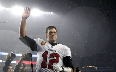 Los Patriots retiran el número 12 de Tom Brady en su ingreso al Salón de la Fama