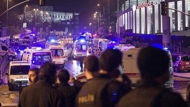 Al menos 29 muertos y 166 heridos en doble atentado en Estambul