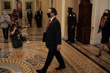 Caso contra Trump se basa en hechos ‘puros y duros’, dice el fiscal demócrata