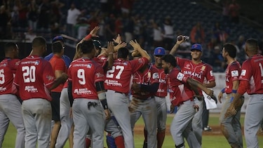 Panamá vence a Puerto Rico con emocionante remontada en la Serie del Caribe