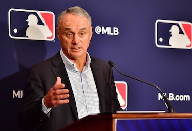 Grandes Ligas de béisbol cancela más juegos de la temporada al fracasar conversaciones con los jugadores