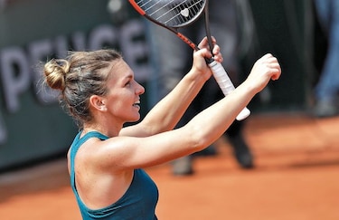 Halep será rival de Muguruza en semifinales