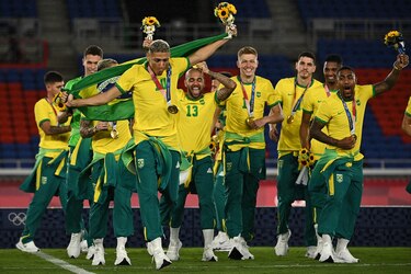 Brasil conserva su reinado en el fútbol olímpico tras vencer 2-1 a España en la prórroga 