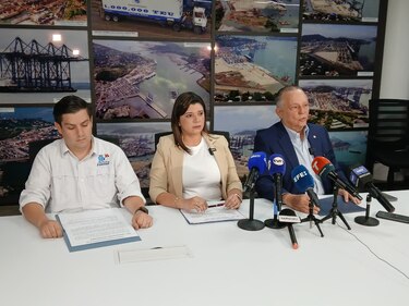 Panamá asume el control de los puertos de Balboa y Cristóbal tras fallo de la Corte Suprema