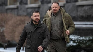 Dimite el asesor más cercano de Zelensky en medio de un escándalo de corrupción en Ucrania