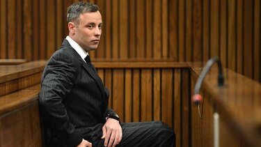 Incrementan sentencia de Pistorius a 13 años y cinco meses