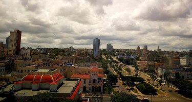Cuba rechaza sanciones y dice que Estados Unidos debe ocuparse de su propia violencia