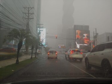 Onda tropical genera lluvias y tormentas sobre el territorio nacional