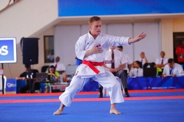 Panameños empiezan a cosechar medallas en competencia de karate