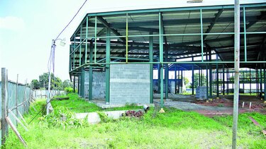 $332.8 millones en un proyecto incompleto