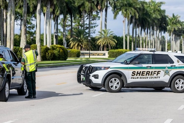 Trump alude conflicto de intereses del FBI y pide que Florida indague intento de asesinato