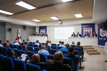 Fútbol panameño escogerá a su nuevo presidente en diciembre 2026
