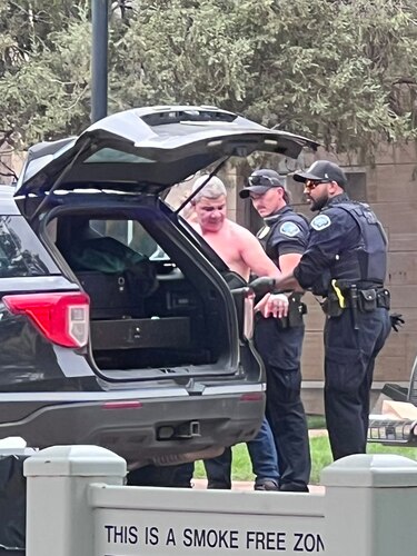 Un detenido y varios heridos tras ataque en Colorado que el FBI califica de terrorismo