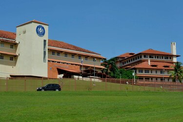 El médico de Martinelli, dirigentes gremiales y actuarios figuran en la lista de aspirantes para la CSS
