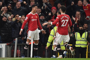 Manchester United revive con los goles 800 y 801 de Cristiano Ronaldo en su carrera