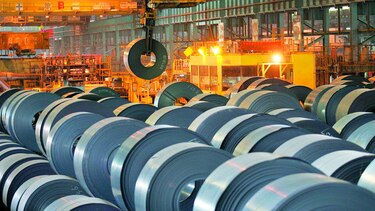 Producción de acero sube 5.8%