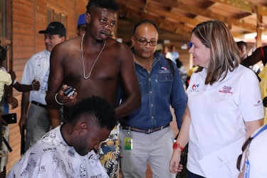 Minsa reforzará acciones para mejorar condiciones de migrantes en albergue de Gualaca