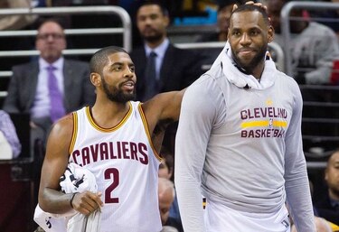 LeBron James se declara agente libre, pero se quedará en Cleveland