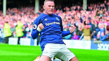 Rooney fue el héroe en su regreso al Everton