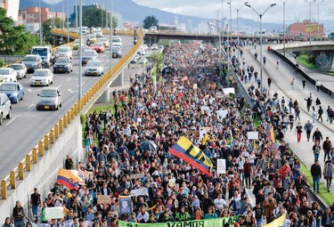 Tímida adhesión a segundo llamado a huelga en Colombia