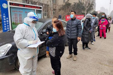 Pekín hará una prueba de la Covid-19 a 2 millones de personas a dos semanas de los Juegos de Invierno