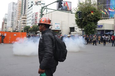 Sindicatos bolivianos vuelven a marchar contra el retiro de la subvención a combustibles