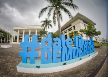 El club de los condenados: al menos 20 personas han sido inhabilitadas para competir en las elecciones