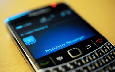 Apagón de BlackBerry podría acelerar pase a iPhone