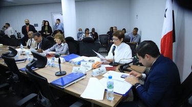 Las 16 preguntas que deberá responder Lucy Molinar en la Asamblea Nacional