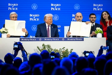 Trump lanza su Junta de Paz en Davos, arropado por una veintena de gobernantes