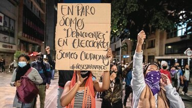 Tercer día de protestas contra la brutalidad policial en Bogotá