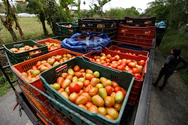 Ministro Valderrama dice que no se justifica alza de precios en productos