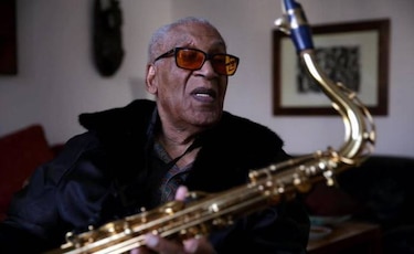 Muere el saxofonista estadounidense Hal Singer a los 100 años
